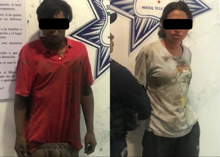 Detienen a pareja por agresión en tienda de conveniencia en Los Tuzos