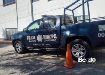 Choca patrulla de la Policía Municipal de Santiago de Anaya