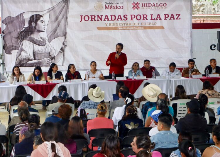 Gobierno de Hidalgo da seguimiento a planteamientos ciudadanos en Chapulhuacán