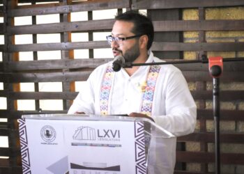 Diputado Aldo Meza rinde primer informe de actividades