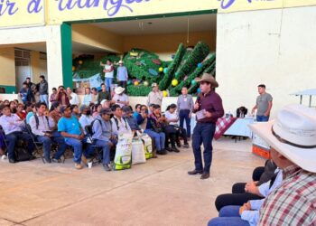 Infraestructura hídrica y apoyos productivos para la Huasteca y Sierra Alta