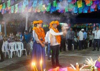 Se vive el espíritu del Xantolo con la Segunda Ofrenda en honor a San Lucas