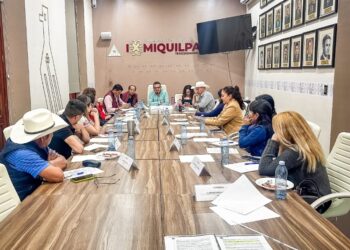 Comparecencias de Obras Públicas y Finanzas ante el Cabildo de Ixmiquilpan