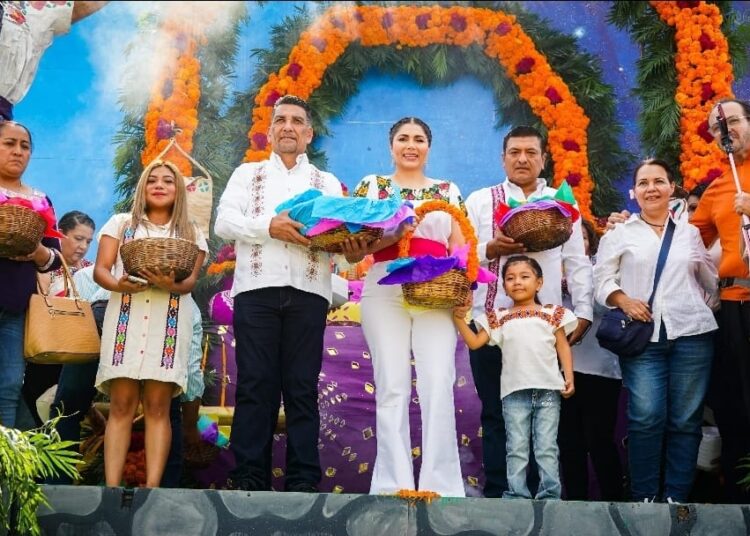 Tradición, arte y alegría en la segunda jornada del Xantolo 2025 en Huejutla
