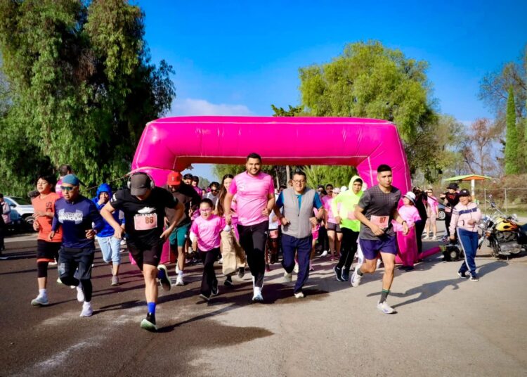 Actopan se viste de rosa: exitosa 3ª Carrera Pink por la concientización del cáncer de mama