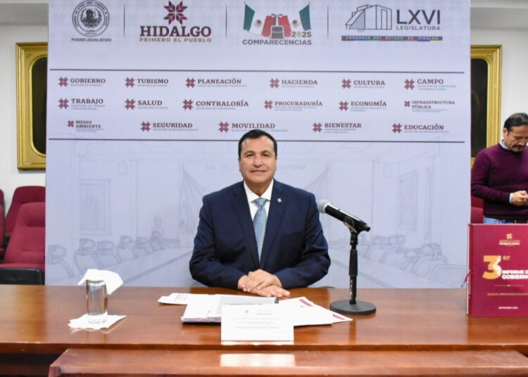 Álvaro Bardales Ramírez, secretario de la Contraloría, comparece ante el Congreso y destaca combate a la corrupción