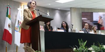 Llama Rebeca Aladro a reconocer y denunciar la violencia digital contra las mujeres