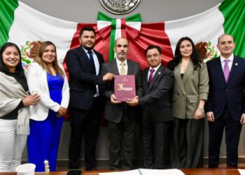 Francisco Fernández Hasbun, encargado del despacho de la PGJEH, comparece ante el Congreso y resalta modernización tecnológica