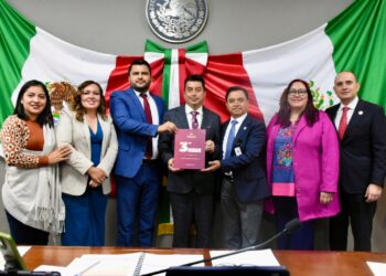 Ricardo Gómez Moreno, secretario de Bienestar, comparece ante el Congreso y resalta la reducción en índices de pobreza