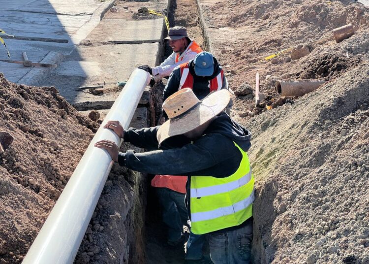 Entran en operación nuevas líneas para distribución de agua potable, en Parque de Poblamiento