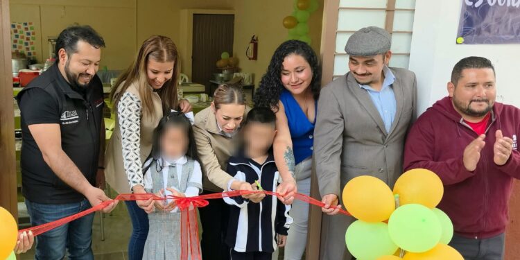 Diputado Aldo Meza Apoya Proyecto de Comedor Escolar en Tlaxinacalpan