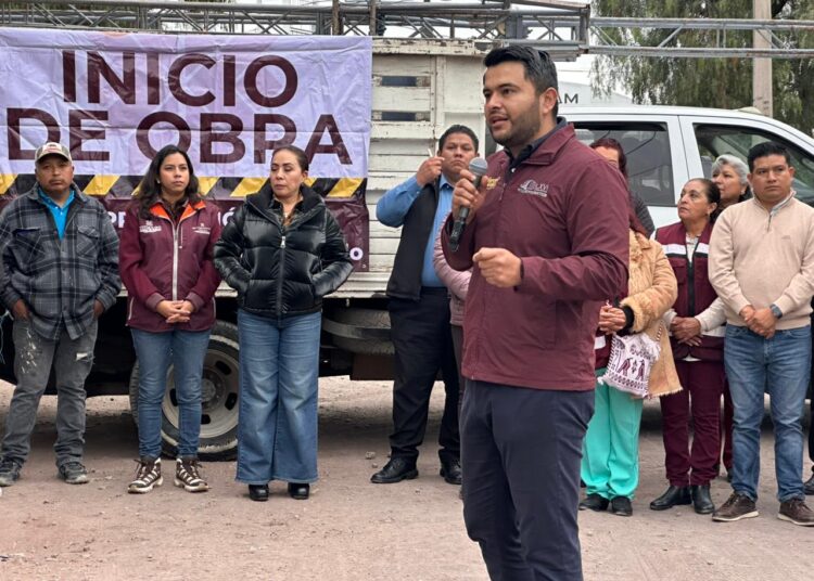 Diputado Miguel Moreno gestiona más de 4 millones de pesos para obra vial en Actopan