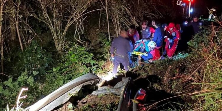 Tragedia en Tlanchinol: chófer entre las víctimas mortales; PGJEH ya investiga