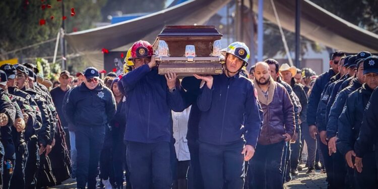 Tepeapulco da el último adiós a su Presidente Municipal, Ing. Alfredo González Quiroz