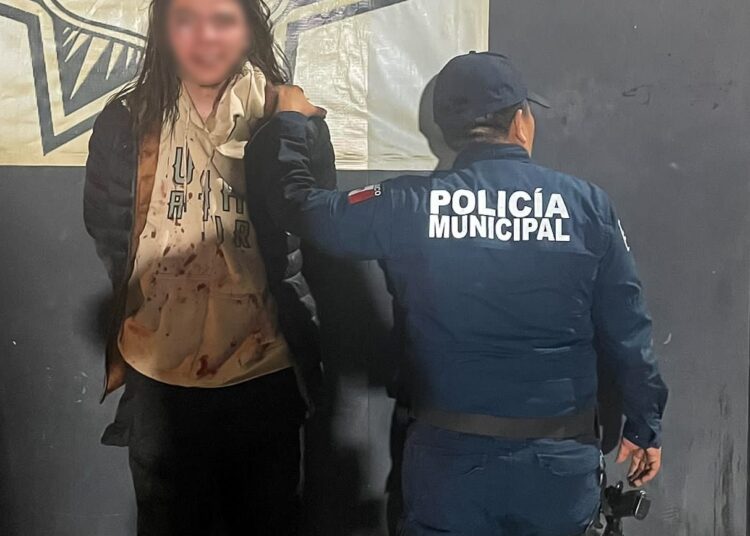 Detienen a sujeto tras robo con violencia a tienda OXXO en Pachuca