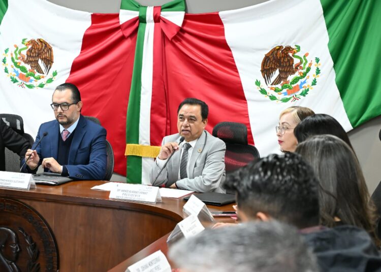 El Congreso de Hidalgo distingue al embajador de Alemania en México, Clemens von Goetze