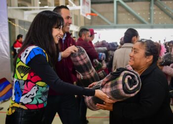 Protección y bienestar para 400 familias de Tizayuca con entrega de apoyos invernales del DIF Hidalgo