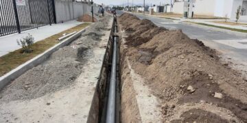 En construcción nueva línea de agua potable en Mineral de la Reforma