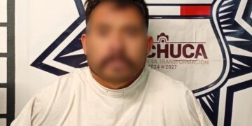 Hombre violento que puso en riesgo su vida es resguardado por la Policía en Pachuca