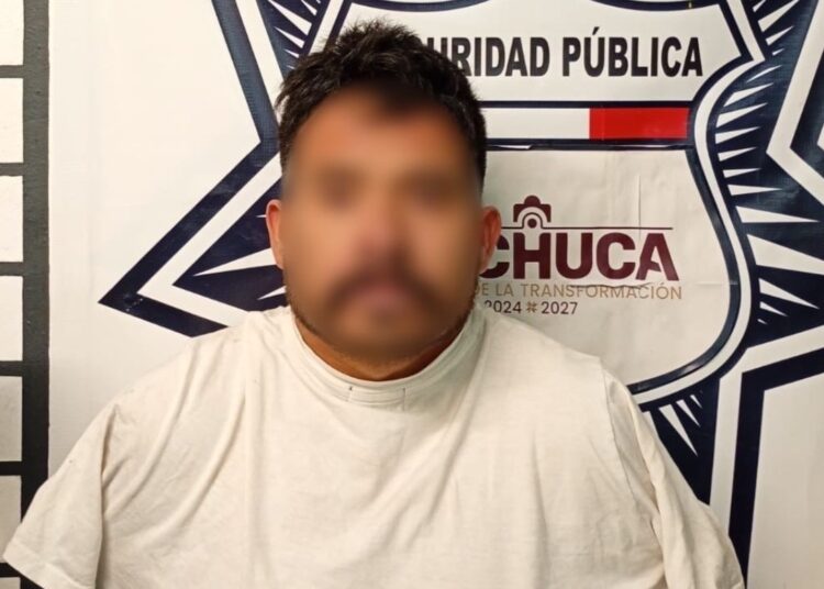 Hombre violento que puso en riesgo su vida es resguardado por la Policía en Pachuca