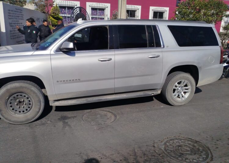 Aseguran a Cuatro Personas en Operativo por Presunta Sustracción de Menor