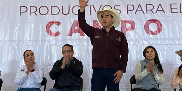 Impulsan el desarrollo del campo hidalguense con entrega de apoyos directos en Zempoala