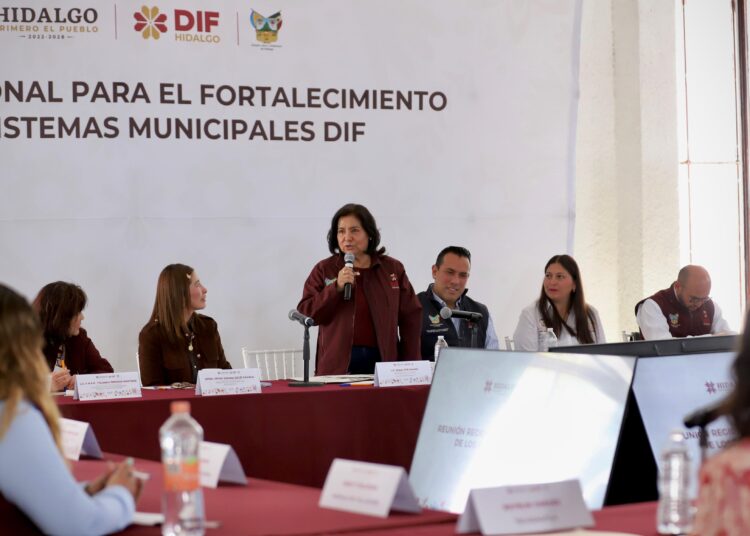 Llama Edda Vite Ramos a DIF municipales de la región Huichapan a aprovechar convenios de colaboración