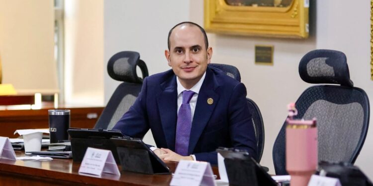 Propone Juan Pablo Escalante tipificar el acoso laboral como causal de despido justificado en Hidalgo