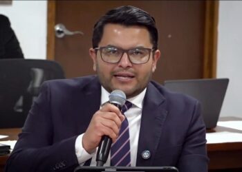 Rinde homenaje diputado Miguel Moreno Zamora al poeta Ramsés Salanueva Rodríguez a 10 años de su partida