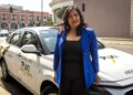 Mujeres al volante: Maura García encuentra en el taxi una nueva ruta profesional