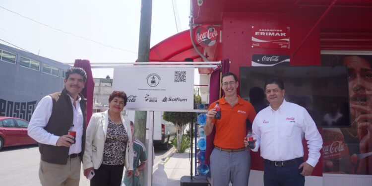Grupo RICA Coca-Cola transforma el comercio local: Presenta la Tienda Centurión número 100 equipada con paneles solares y enfoque sostenible