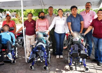 DIF Huejutla impulsa la inclusión con cerca de 100 Ayudas Colibrí