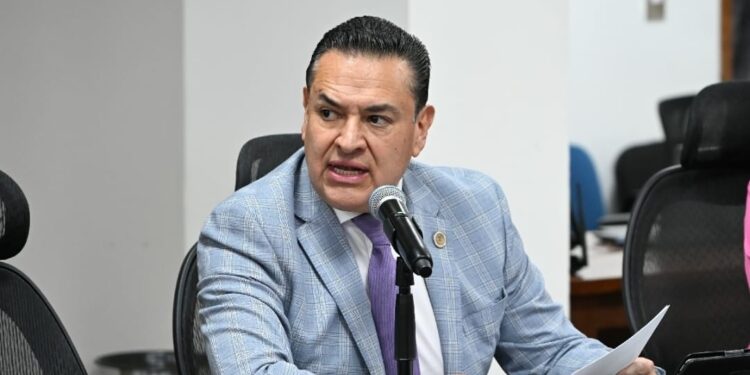 Diputado Francisco Javier Téllez propone fortalecer la gratuidad educativa en entornos digitales