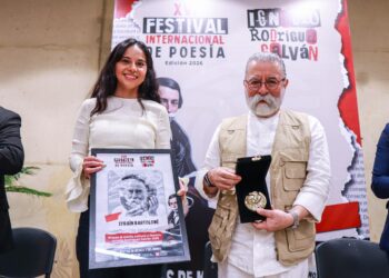 Éxito del Festival Internacional de Poesía