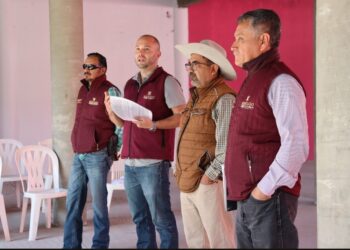 SIPDUS impulsa nivelación de tierras en Francisco I. Madero