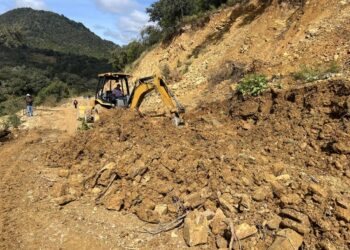 Prioriza SIPDUS comunicación entre comunidades en camino intermunicipal Cardonal–Tlahuiltepa