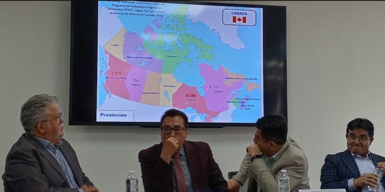 Gobierno de Hidalgo refuerza compromiso con jornaleros agrícolas que laboran en Canadá