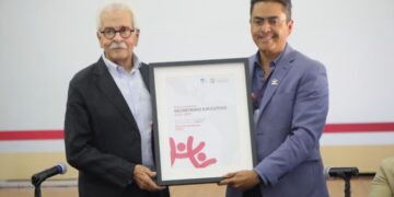 Educación, como una herramienta para transformar a la comunidad: Eduardo Medécigo