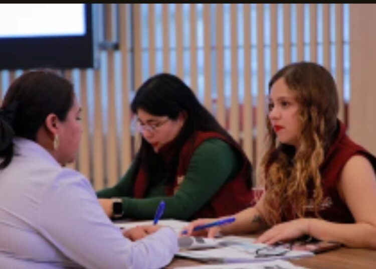 Despacho del Gobernador refuerza la transparencia y profesionalización con certificaciones internacionales