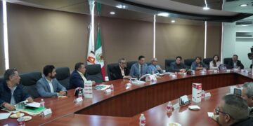 Acuerdan Secturh y UAEH alianza para impulsar promoción, innovación y formación de talento