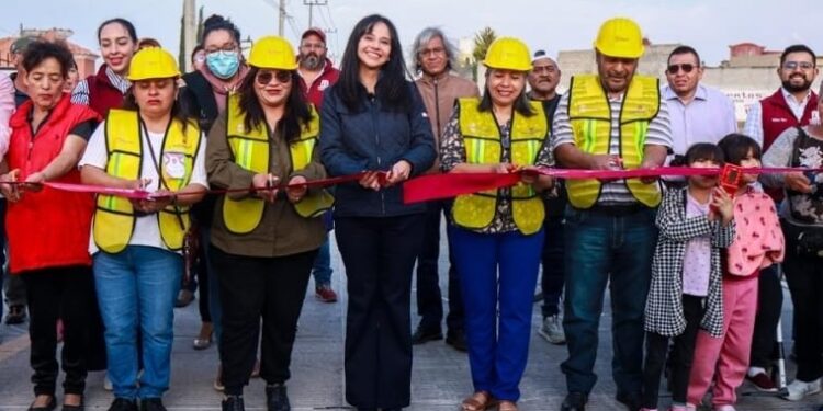 Gobierno Municipal invierte más de 7.3 millones de pesos en pavimentación con concreto hidráulico de la calle Cuauhtémoc