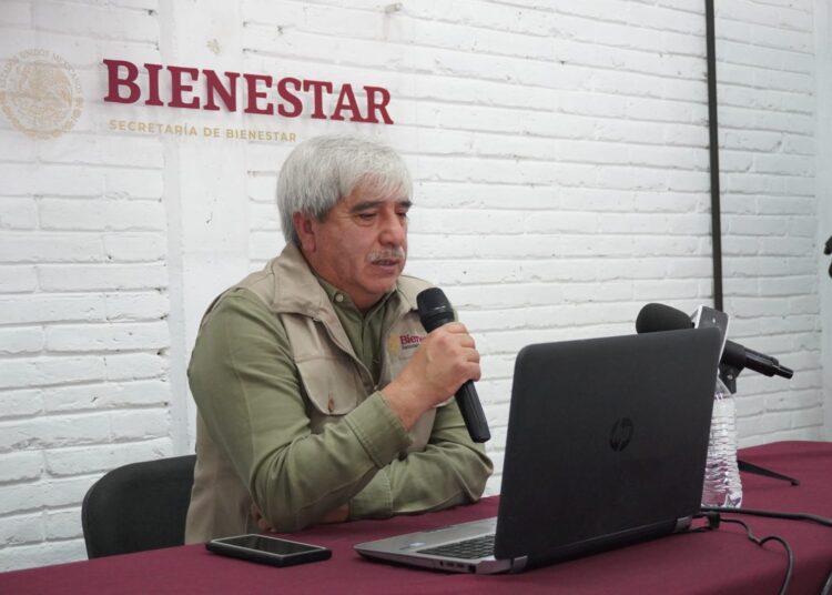 Gobierno impulsa credencialización para atención médica universal