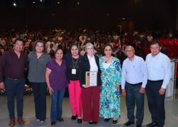 Gobernar es servir con empatía y profundo sentido social: Imelda Cuéllar Cano