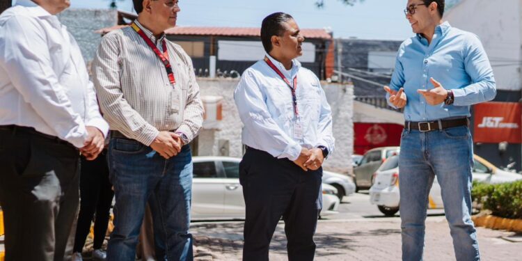 Jorge Reyes y Oxxo intervienen el Jardín del Arte para reactivar un espacio emblemático