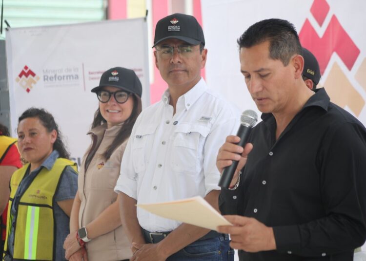 Consolida Eduardo Medécigo infraestructura en el Saucillo