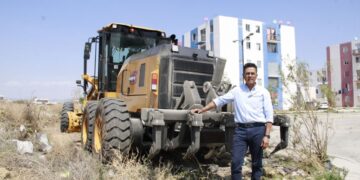 Atiende Eduardo Medécigo problemas de imagen urbana en Mineral de la Reforma