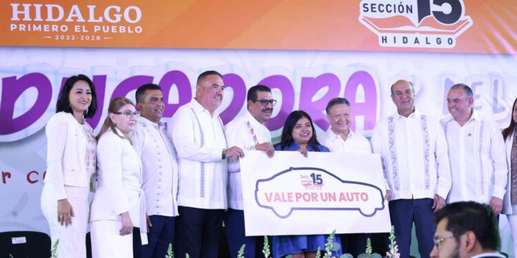 Menchaca Salazar refrenda alianza con el magisterio para impulsar la transformación educativa