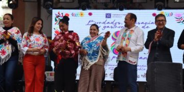 Color, tradición y orgullo en el 1.er Festival Nacional del Bordado