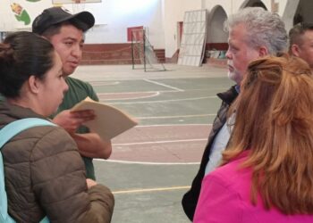 Gobierno de Hidalgo acerca atención directa  a familias migrantes