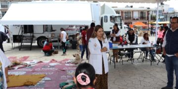 Refuerzan atención médica con 747 acciones, durante Jornada de la Salud en San Agustín Tlaxiaca